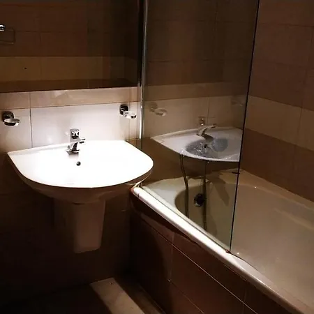 Don Mikiel Rua 1 * Слима