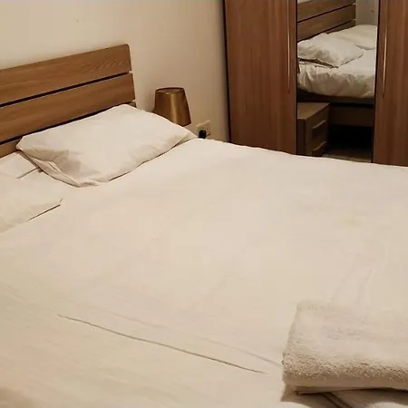 Don Mikiel Rua 1 Apartment *