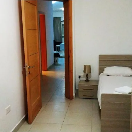 Don Mikiel Rua 1 Apartment *